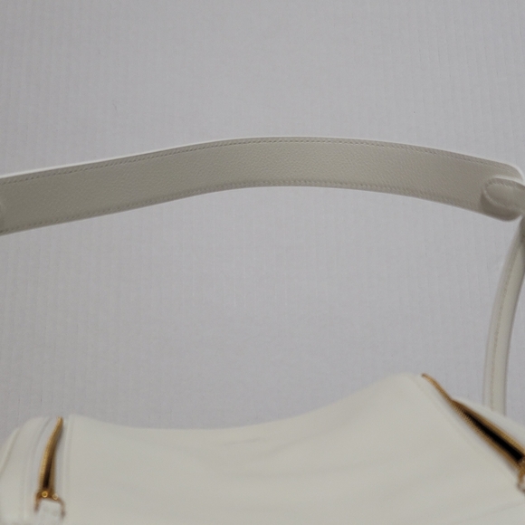 Brand new Hermès White Lindy 26 - Picture 5 of 16